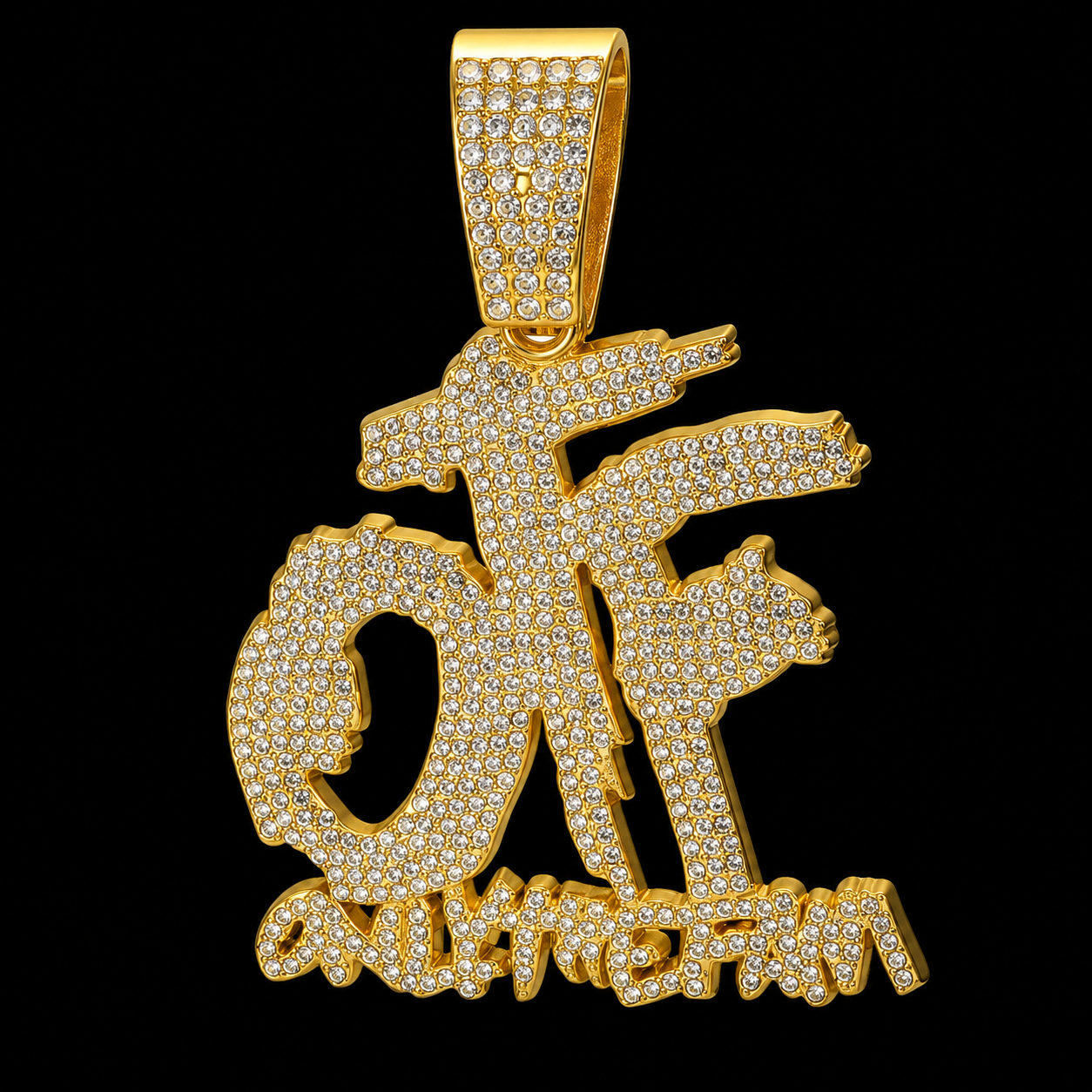 OTF Only The Family Kettinghanger – Goud met Diamantjes | 7,7 × 5,5 cm